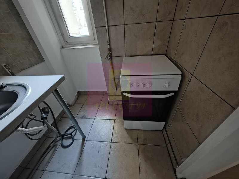 Garsoniera de inchiriat Ultracentral - Intre Piata Romana si Dorobanti