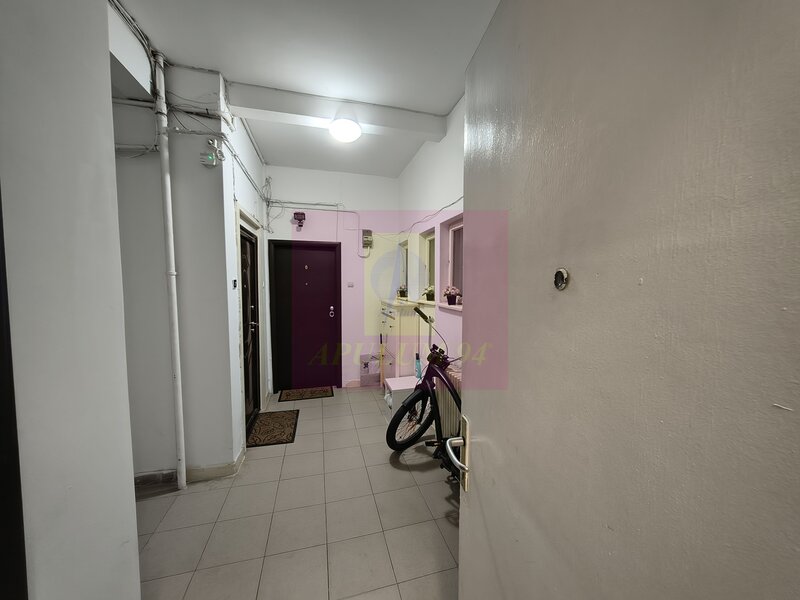 Garsoniera de inchiriat Ultracentral - Intre Piata Romana si Dorobanti
